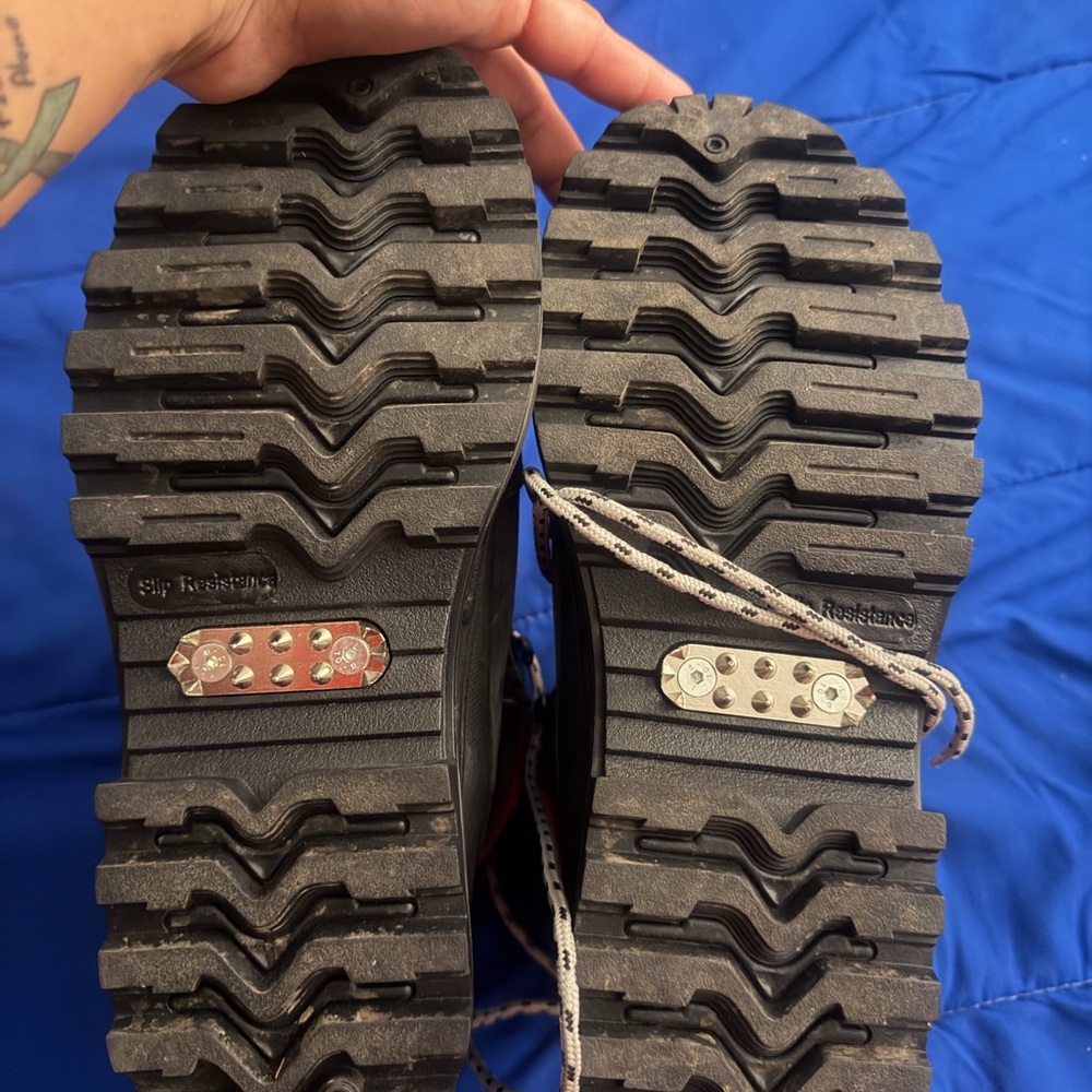 Steel toe ,slip resistant Gray and Black Work Boots - Picture 6 of 7